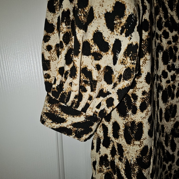 Dress - Picture 3 of 5